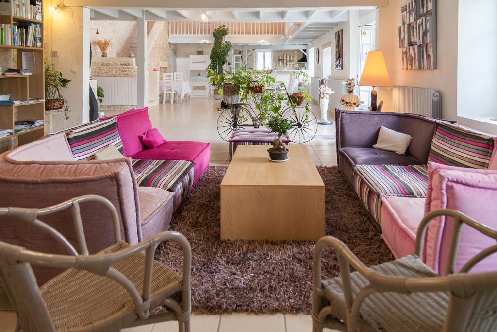 Le Soleil Et Les Etoiles Bed & Breakfast Saint-Sauveur-d'Aunis Dış mekan fotoğraf