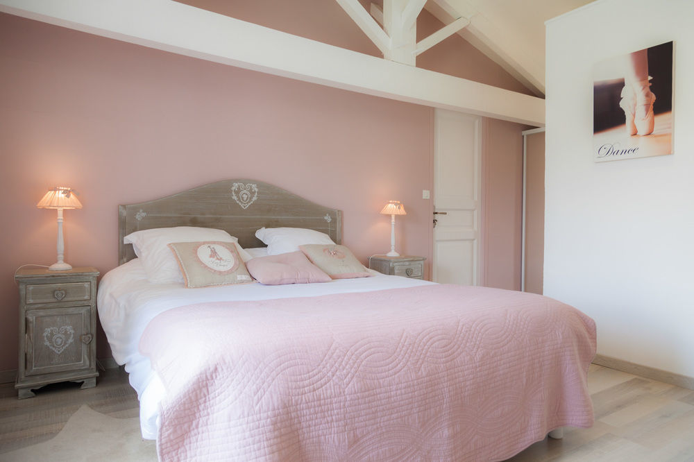 Le Soleil Et Les Etoiles Bed & Breakfast Saint-Sauveur-d'Aunis Dış mekan fotoğraf